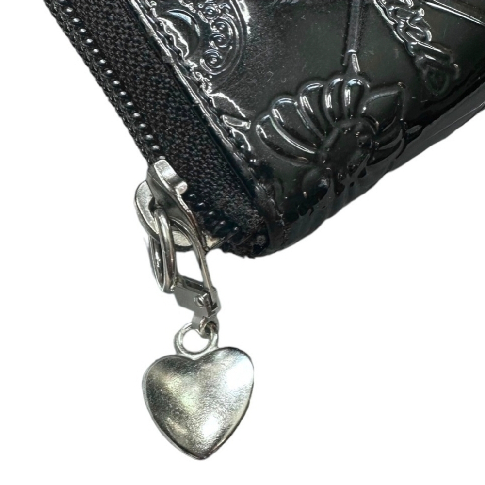 CHANEL Precious Symbols Black Patent Quilted Leather Zippy Wallet - Picture 6 of 13